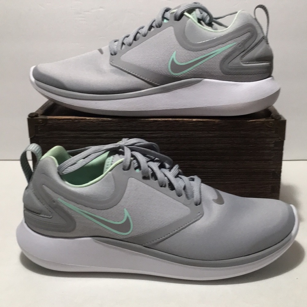 Nike Women’s Lunarsolo El Running Shoes Size 9.5